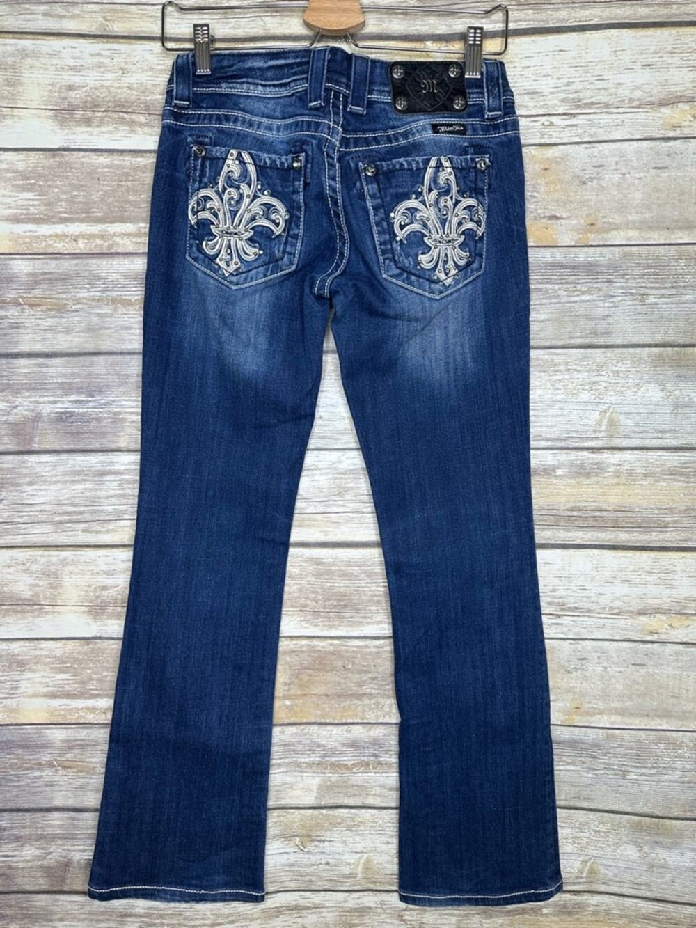MISS ME 26 boot cut jeans stitched embellished fleur de lis pocket